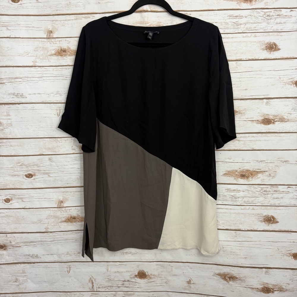 Eileen Fisher 100% Silk Neutral Short Sleeve Blouse Lagenlook